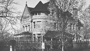 Hyde Park Houses: black and white photo of a Hyde Park house