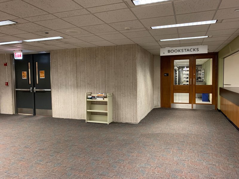 Regenstein Library 5th Floor Bookstacks entrance