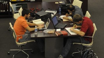 Students in Law Reading Room