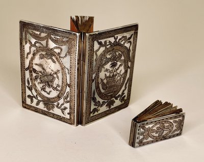 Miniature almanac