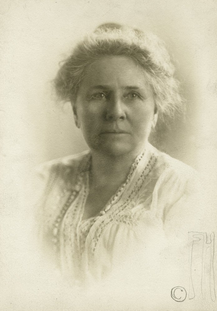 Photographic portrait of Dr. Myra Reynolds, professor of English Literature at the University of Chicago.