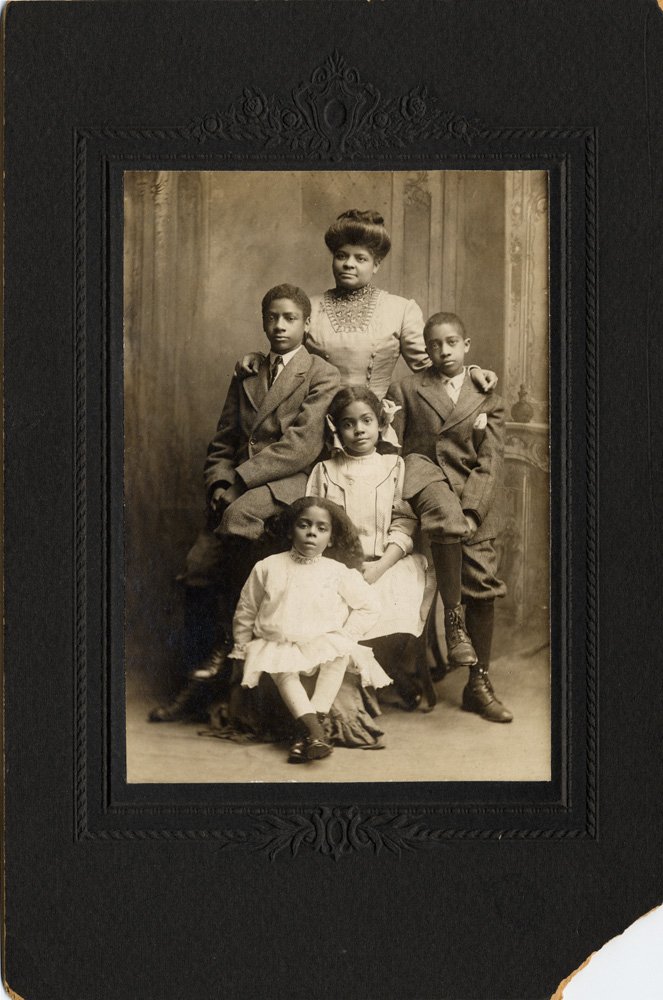 Ida B. Wells-Barnett with her children
