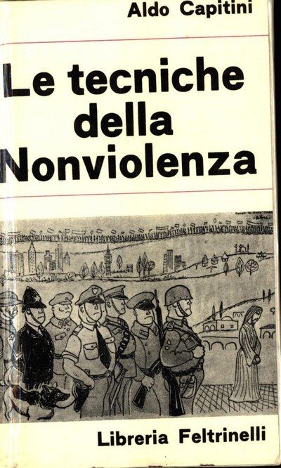 A book cover of "Le technique della Noviolenza."