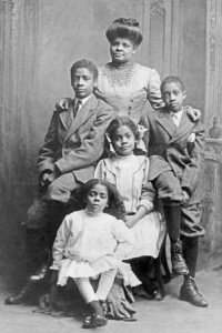 Ida B. Wells with her children