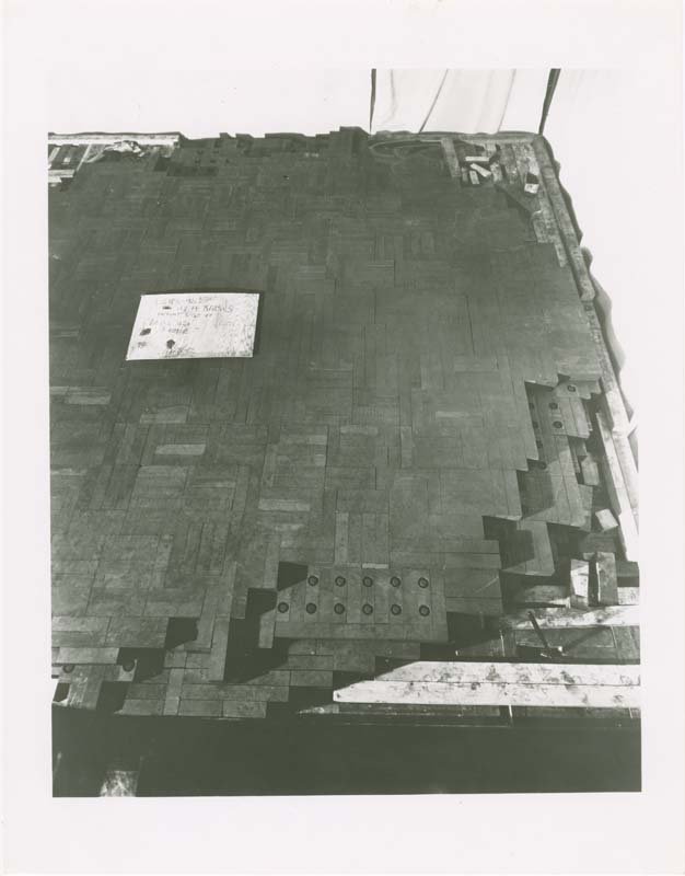A black and white photo of part of layer 25 of Chicago Pile-. The layer is a jagged circle.